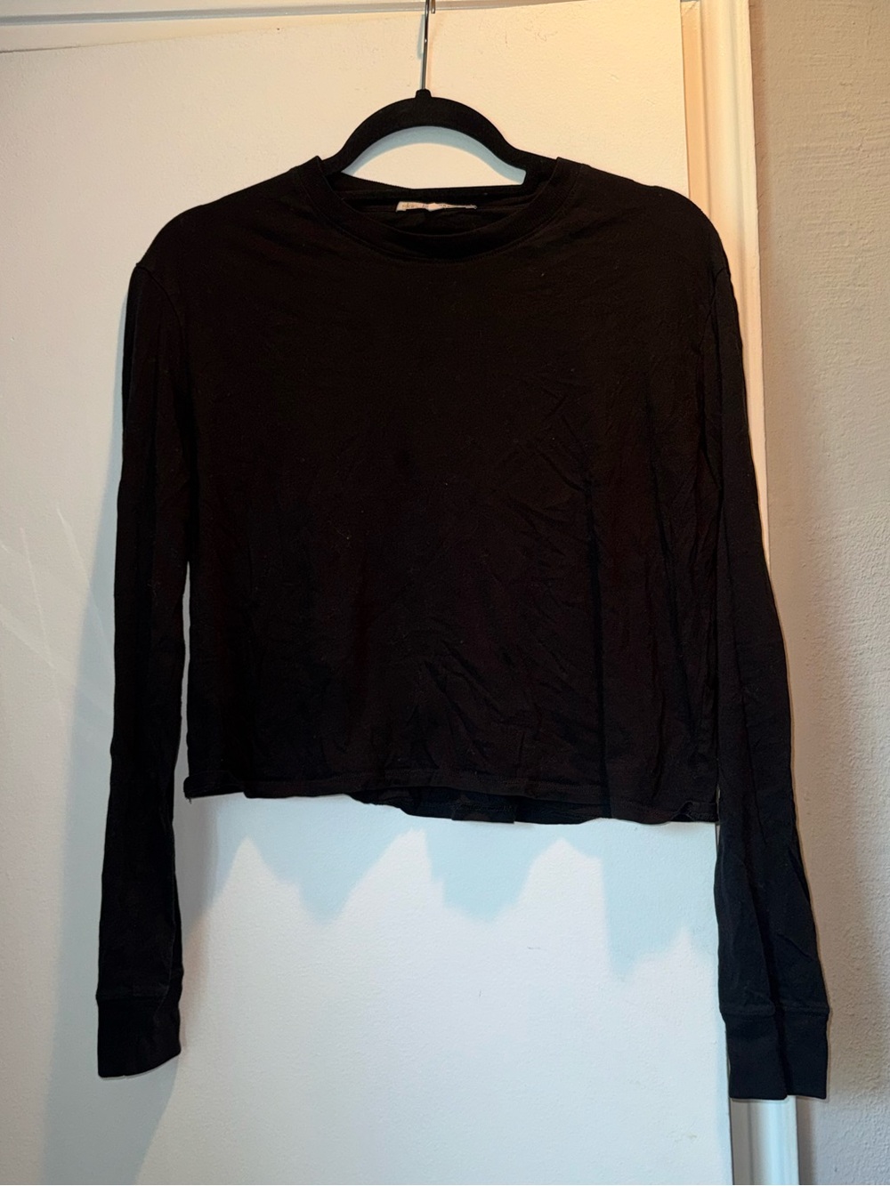 Skin Worldwide x Andreea Ali 100% Pima Cotton Cropped Long Sleeve Shirt